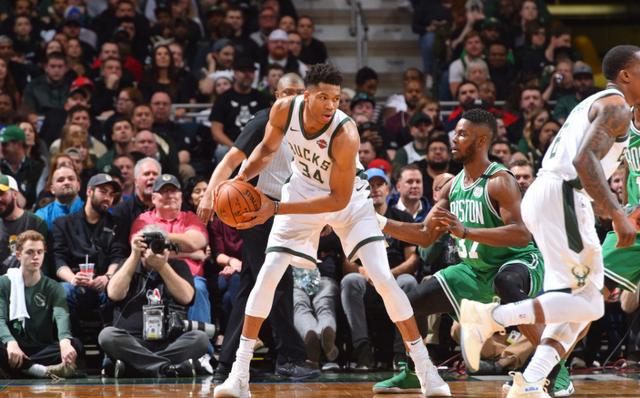  字母哥伤退雄鹿不敌凯尔特人  