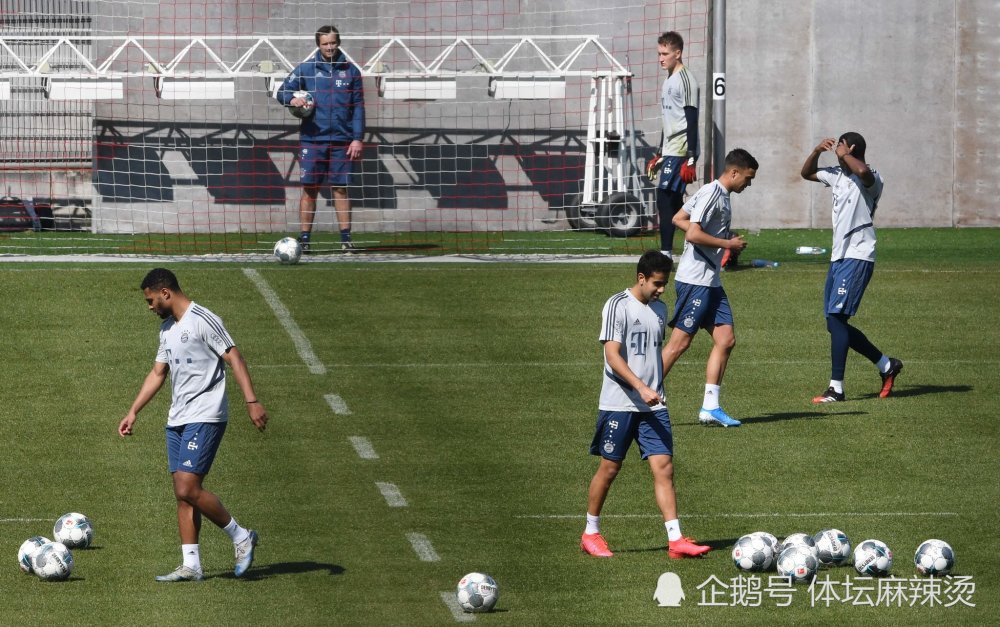  德甲重启后空场比赛引发争议  